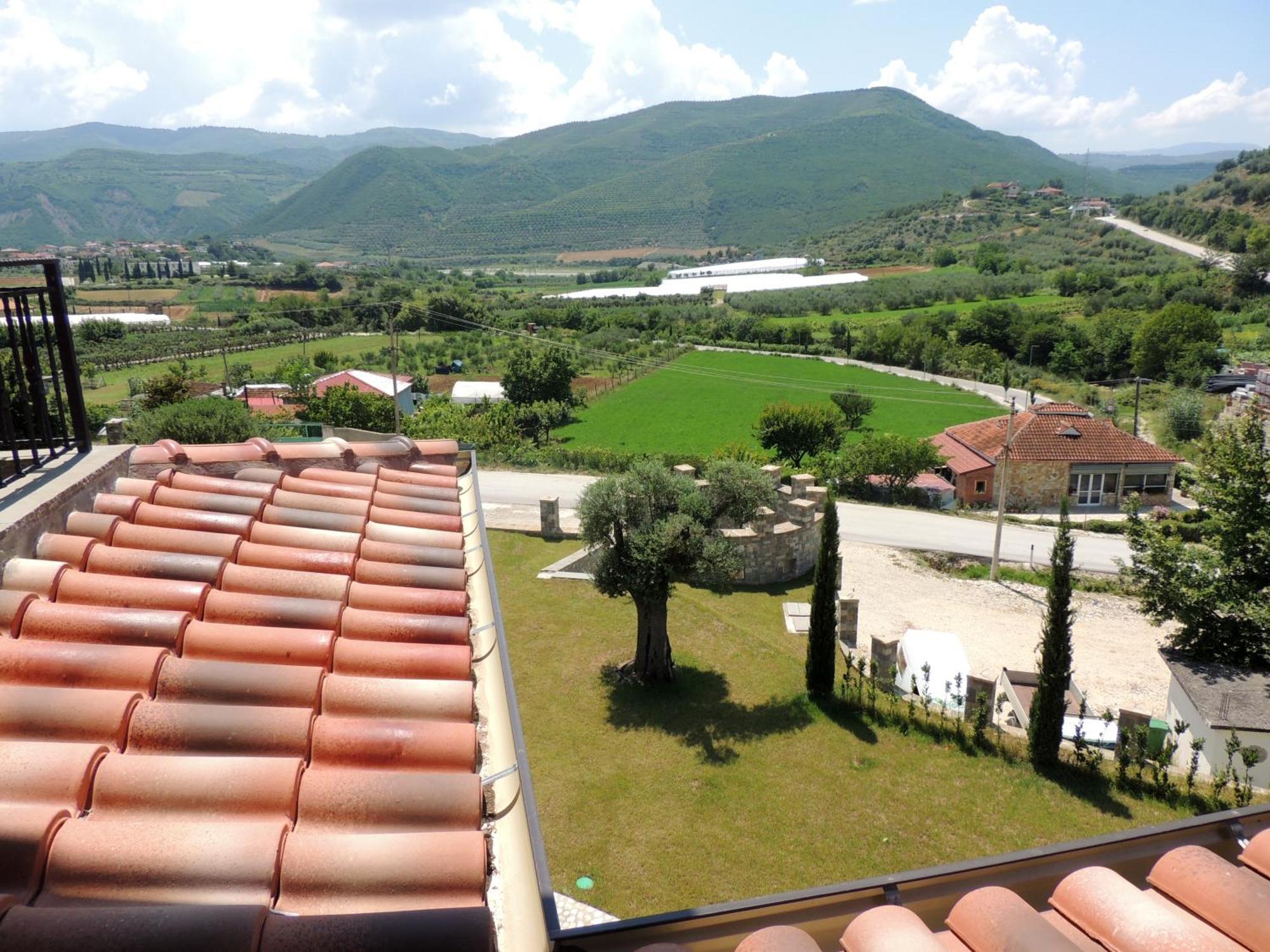Pupa Winery Serene Stay Berat Exterior foto