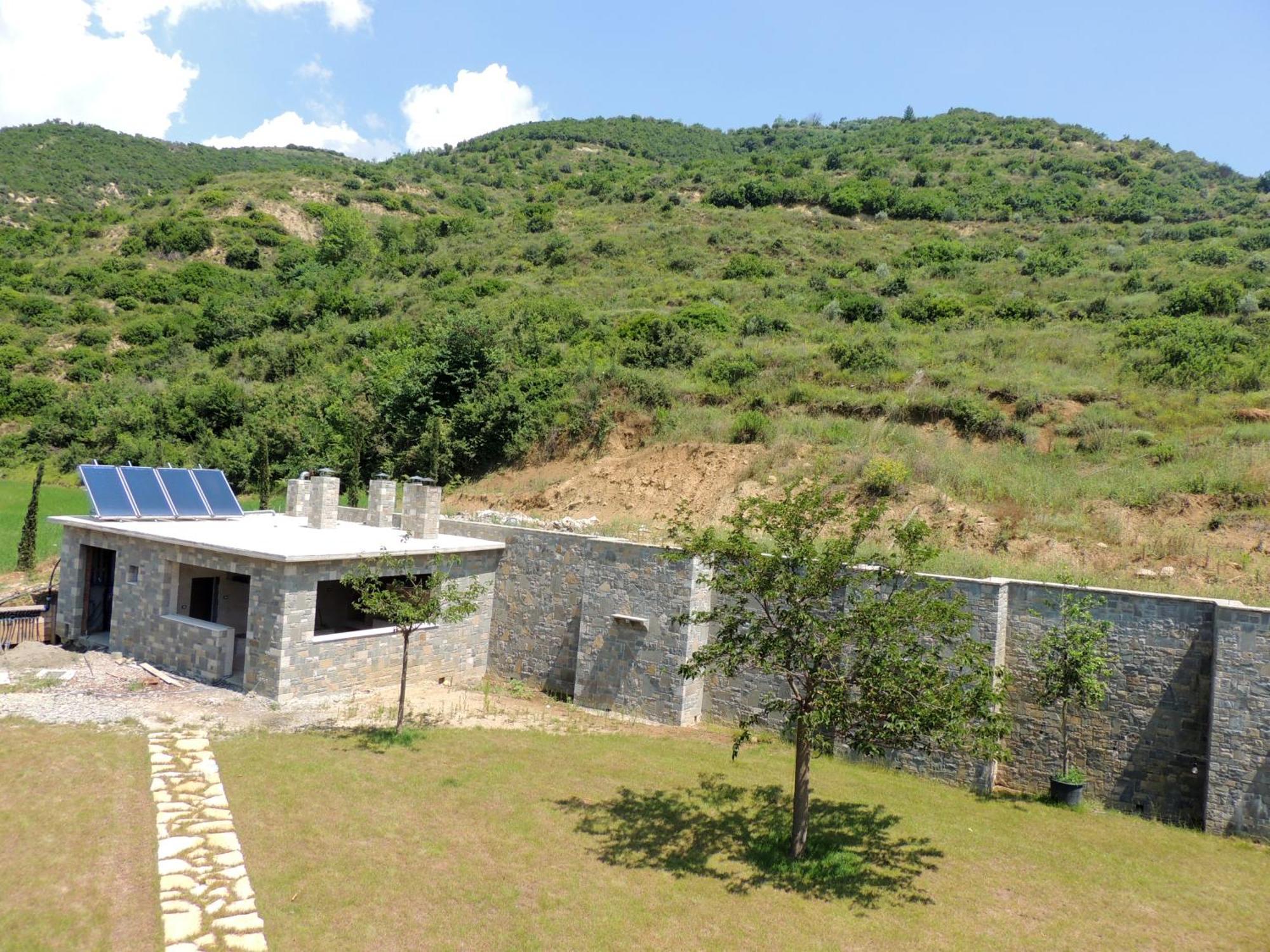 Pupa Winery Serene Stay Berat Exterior foto
