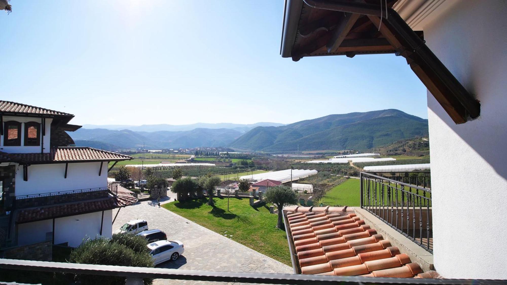 Pupa Winery Serene Stay Berat Exterior foto
