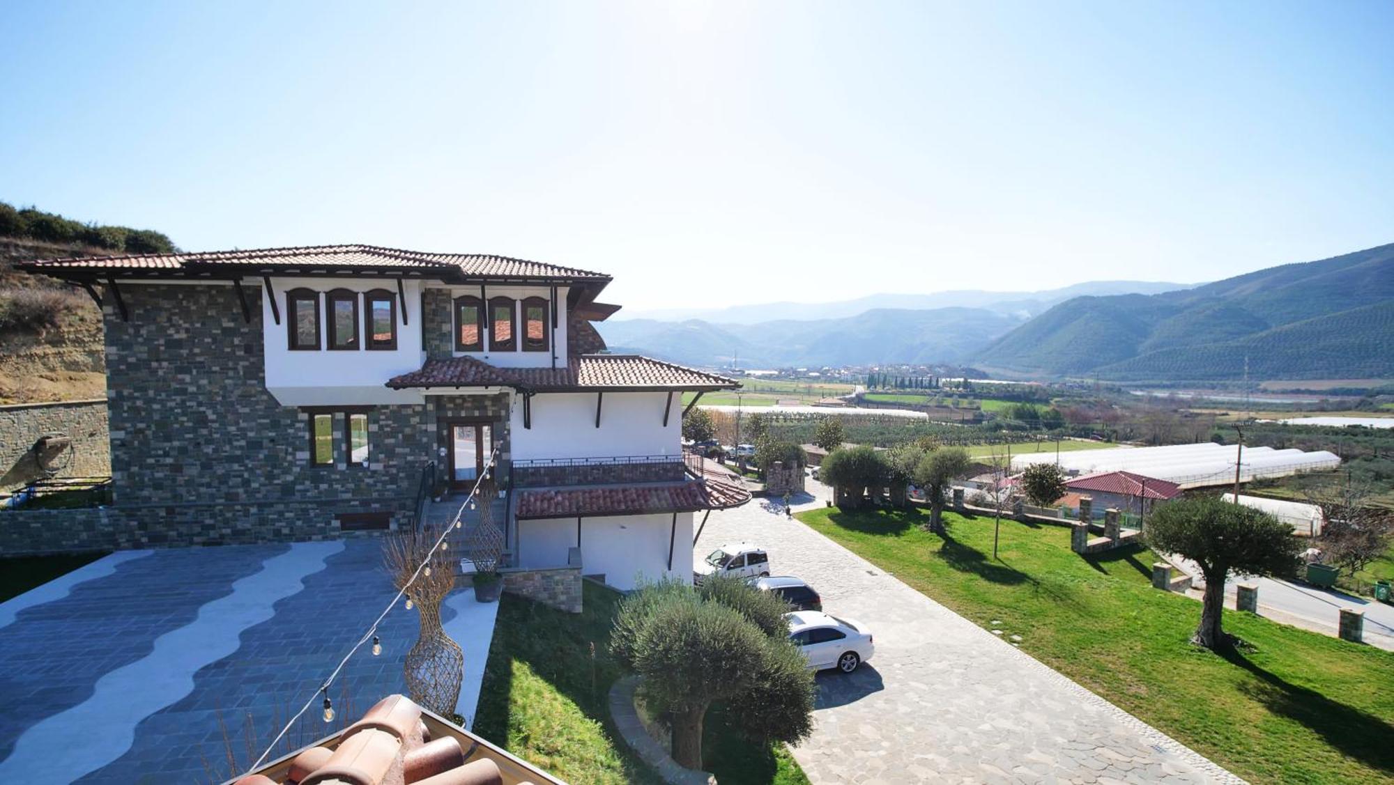 Pupa Winery Serene Stay Berat Exterior foto